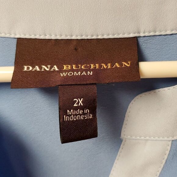 Dana Buchman womans blouse  2X, nwot - Picture 2 of 4